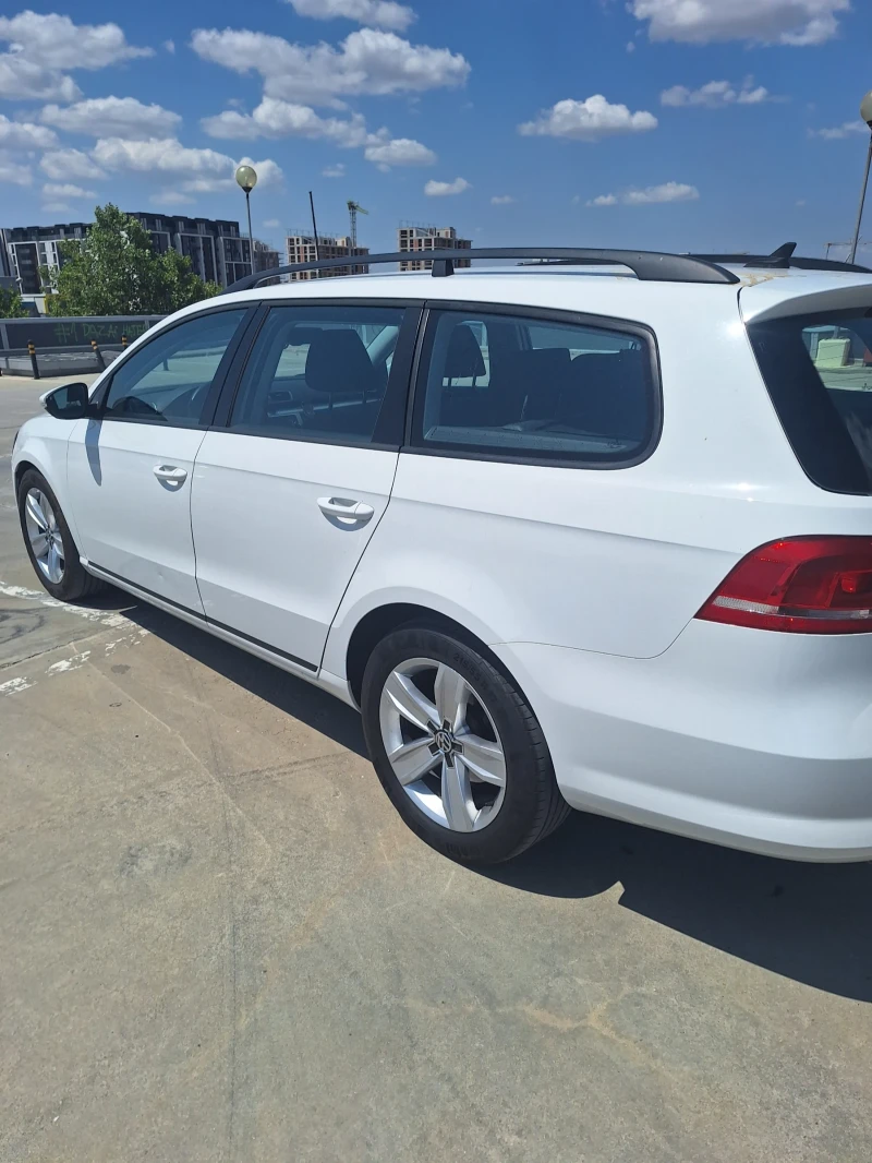 VW Passat 2.0 TDI, снимка 2 - Автомобили и джипове - 51847154