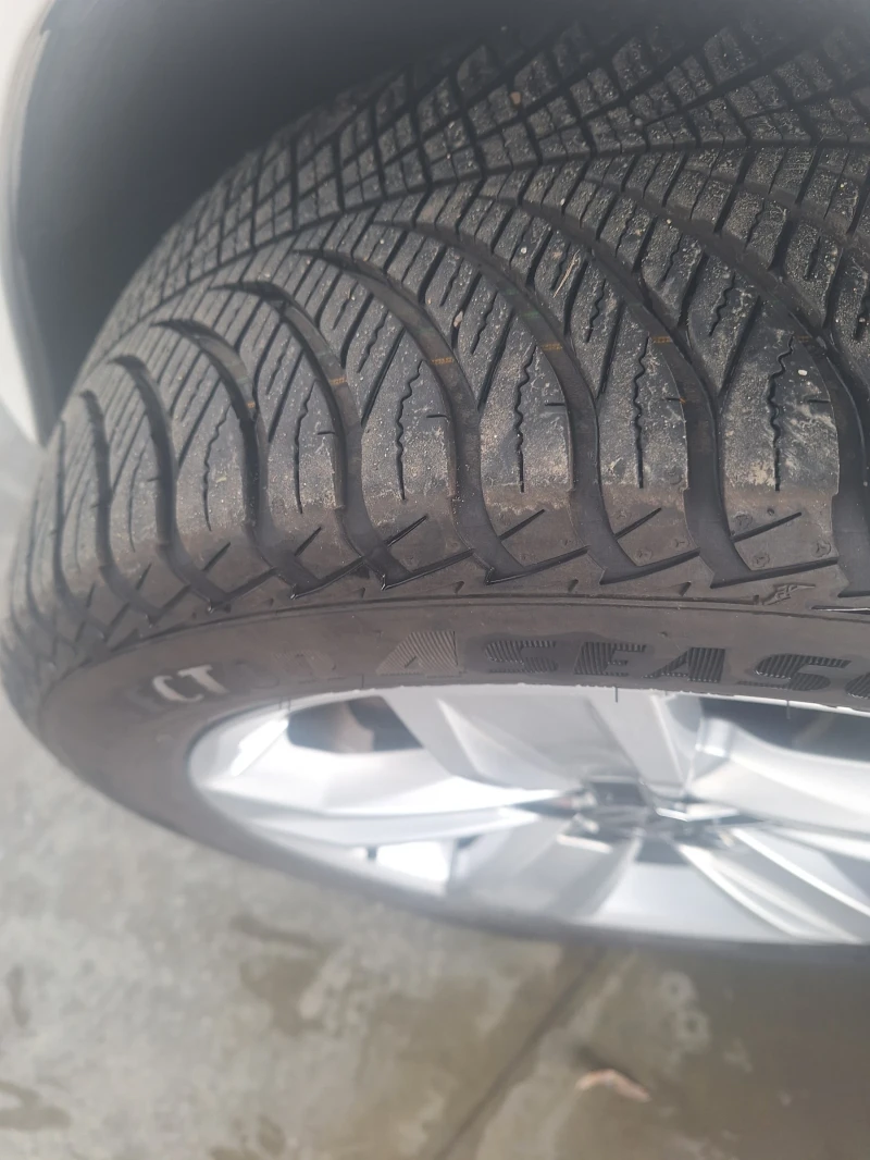 VW Passat 2.0 TDI, снимка 12 - Автомобили и джипове - 51847154