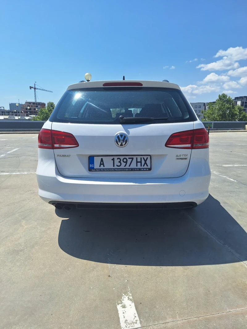 VW Passat 2.0 TDI, снимка 4 - Автомобили и джипове - 51847154