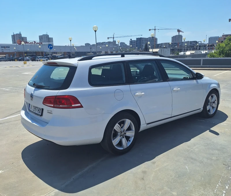 VW Passat 2.0 TDI, снимка 5 - Автомобили и джипове - 51847154