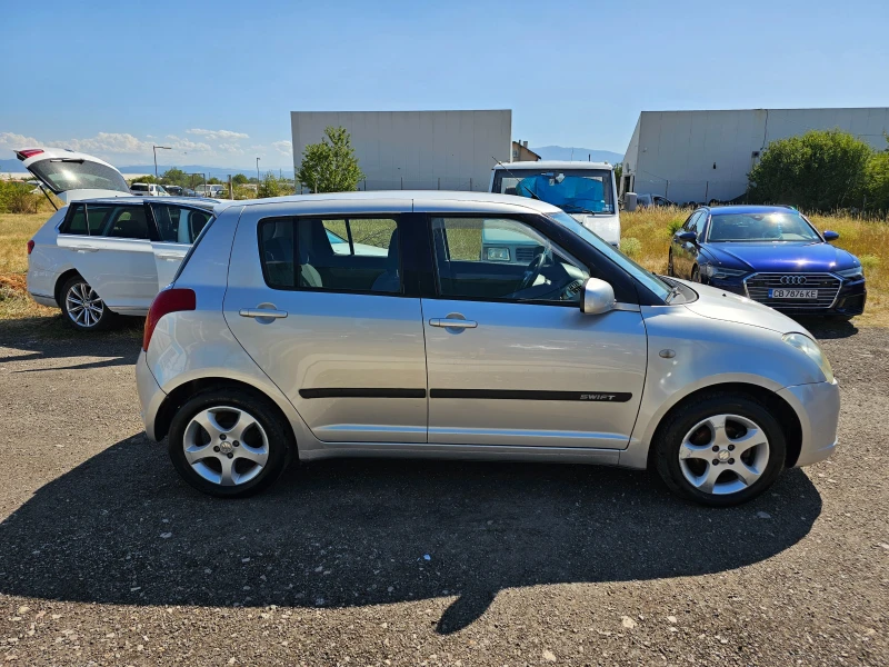 Suzuki Swift 1.3i Верига 92кс, снимка 5 - Автомобили и джипове - 51556661