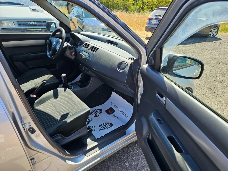 Suzuki Swift 1.3i Верига 92кс, снимка 14 - Автомобили и джипове - 51556661