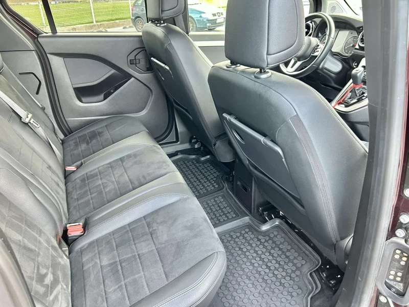 Mercedes-Benz T-класа T180D, снимка 9 - Автомобили и джипове - 52874686