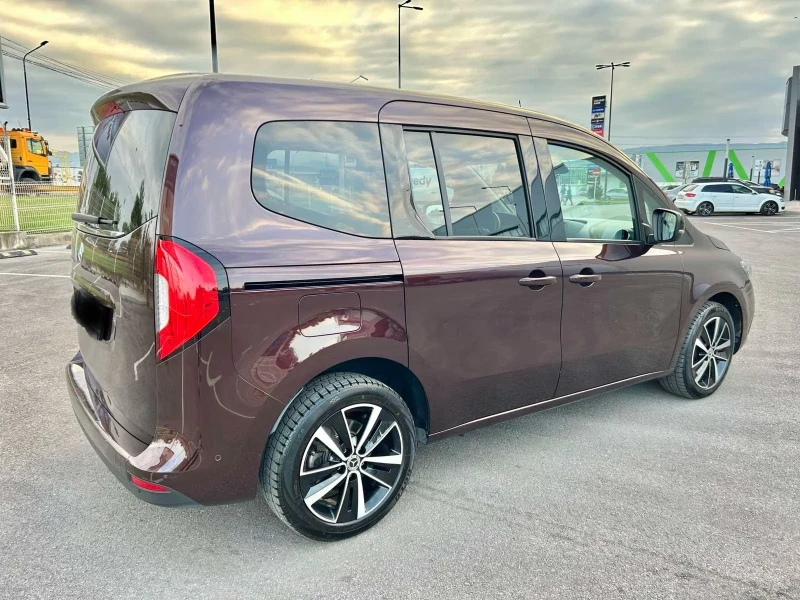 Mercedes-Benz T-класа T180D, снимка 3 - Автомобили и джипове - 52874686