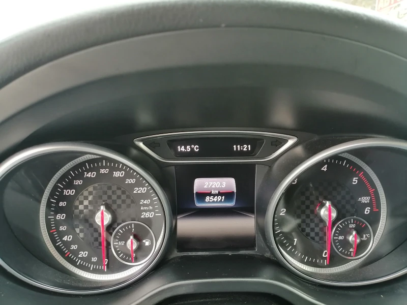 Mercedes-Benz 180 A, снимка 5 - Автомобили и джипове - 52552028