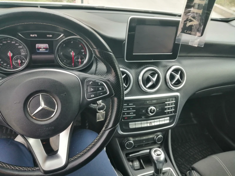 Mercedes-Benz 180 A, снимка 3 - Автомобили и джипове - 52552028