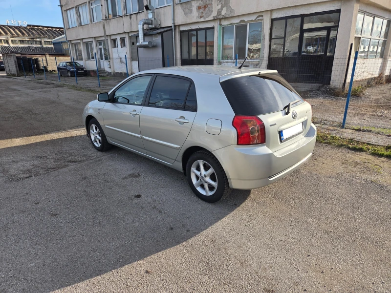 Toyota Corolla 1.4D-4D 90Hp Automatic Euro4 5dr, снимка 4 - Автомобили и джипове - 53193885