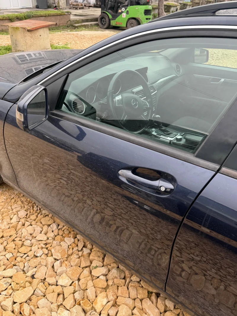 Mercedes-Benz C 200 автомат om651, снимка 13 - Автомобили и джипове - 53420034