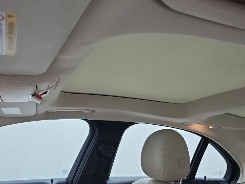 Mercedes-Benz C 300 * CARFAX * ЦЕНА ДО БГ, снимка 14 - Автомобили и джипове - 53426479