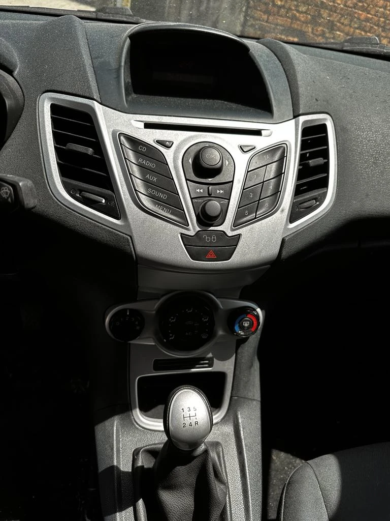 Ford Fiesta  - изображение 9