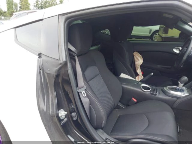 Nissan 370Z, снимка 7 - Автомобили и джипове - 54957869