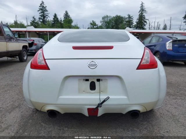 Nissan 370Z, снимка 14 - Автомобили и джипове - 54957869