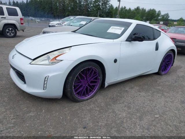 Nissan 370Z, снимка 2 - Автомобили и джипове - 54957869