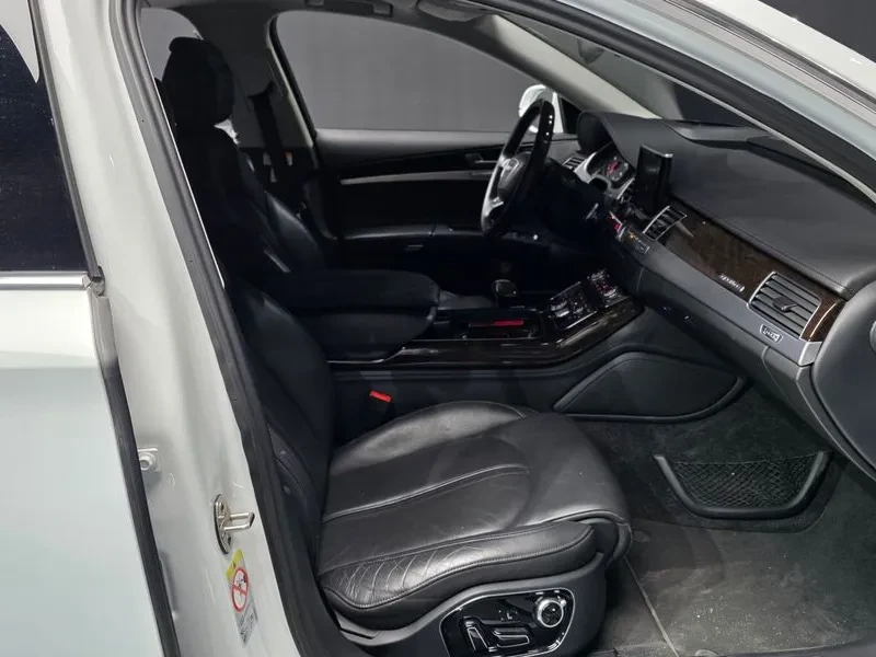 Audi A8 3.0 TDI Quattro, снимка 11 - Автомобили и джипове - 55097958