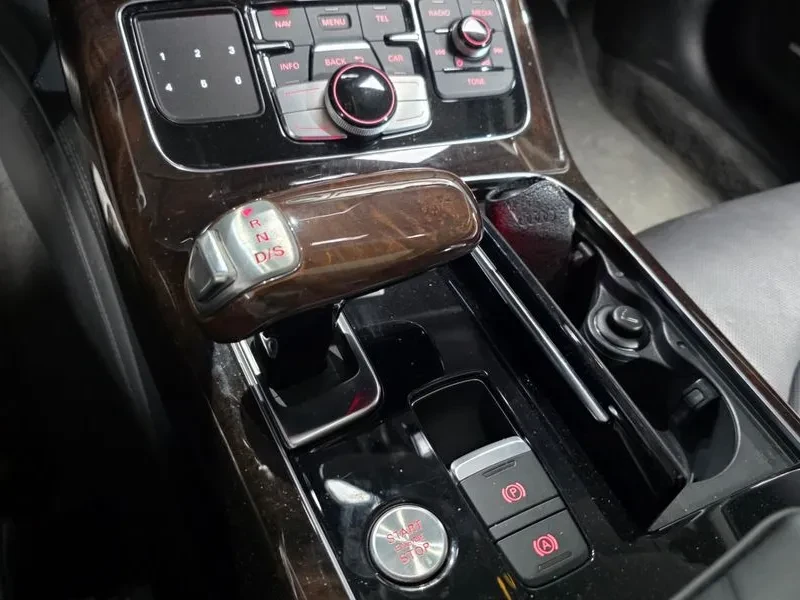 Audi A8 3.0 TDI Quattro, снимка 9 - Автомобили и джипове - 55097958