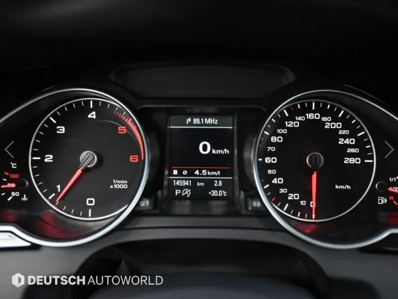 Audi A5 2.0 TDI Quattro - САМО 30% АВАНС, снимка 8 - Автомобили и джипове - 56003353