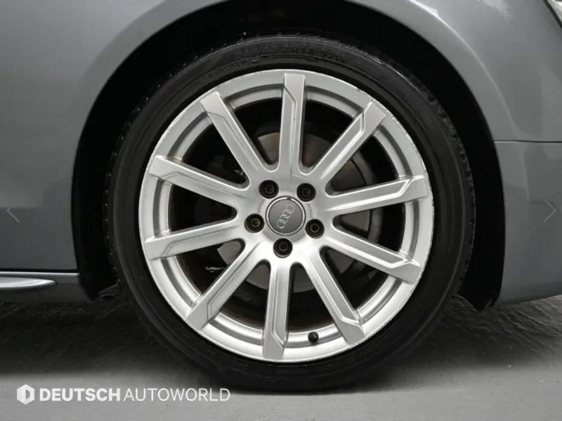 Audi A5 2.0 TDI Quattro - САМО 30% АВАНС, снимка 5 - Автомобили и джипове - 56003353