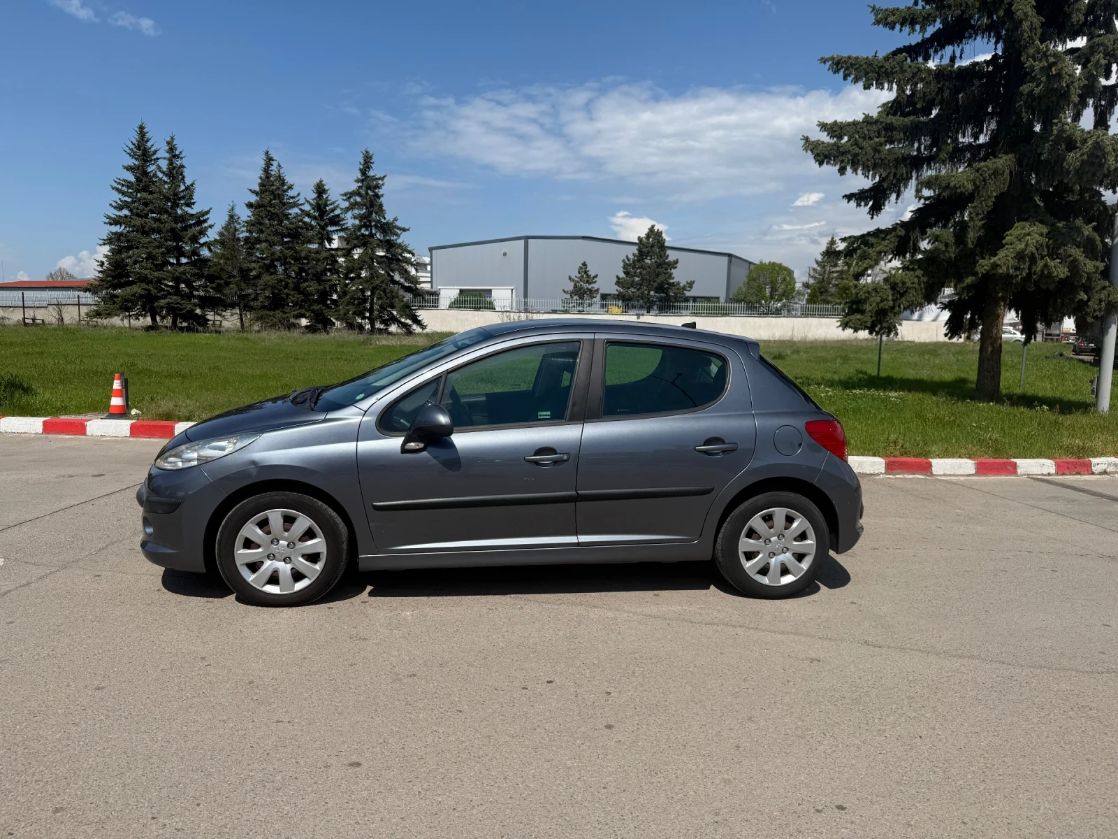 Peugeot 207 1.4I ГАЗ безплатна регистрация - изображение 4