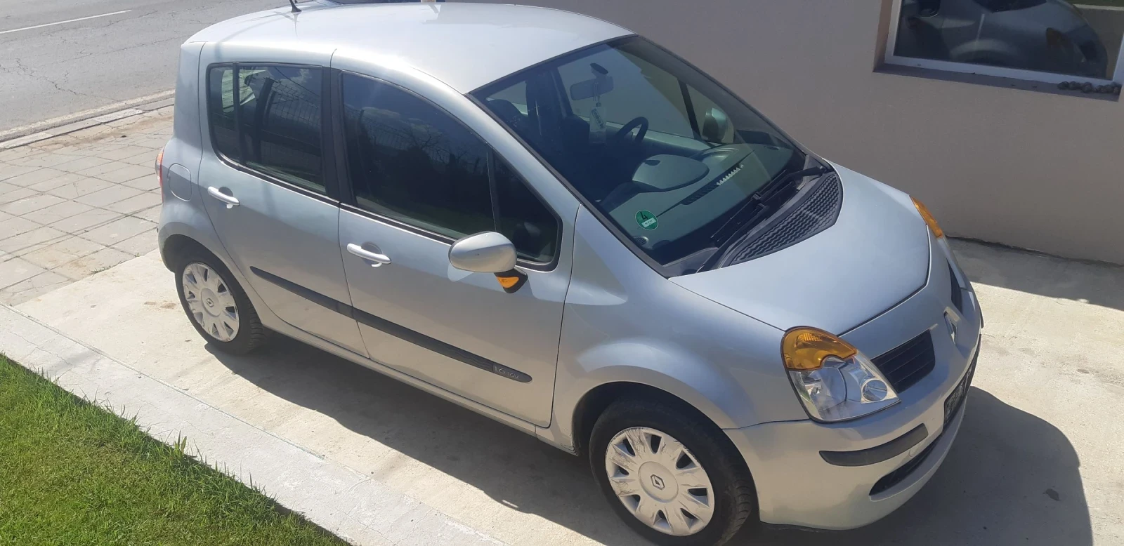 Renault Modus Автоматик Бензин - изображение 4