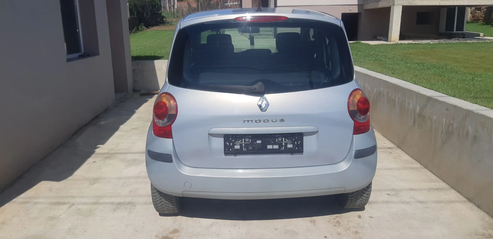 Renault Modus Автоматик Бензин - изображение 8