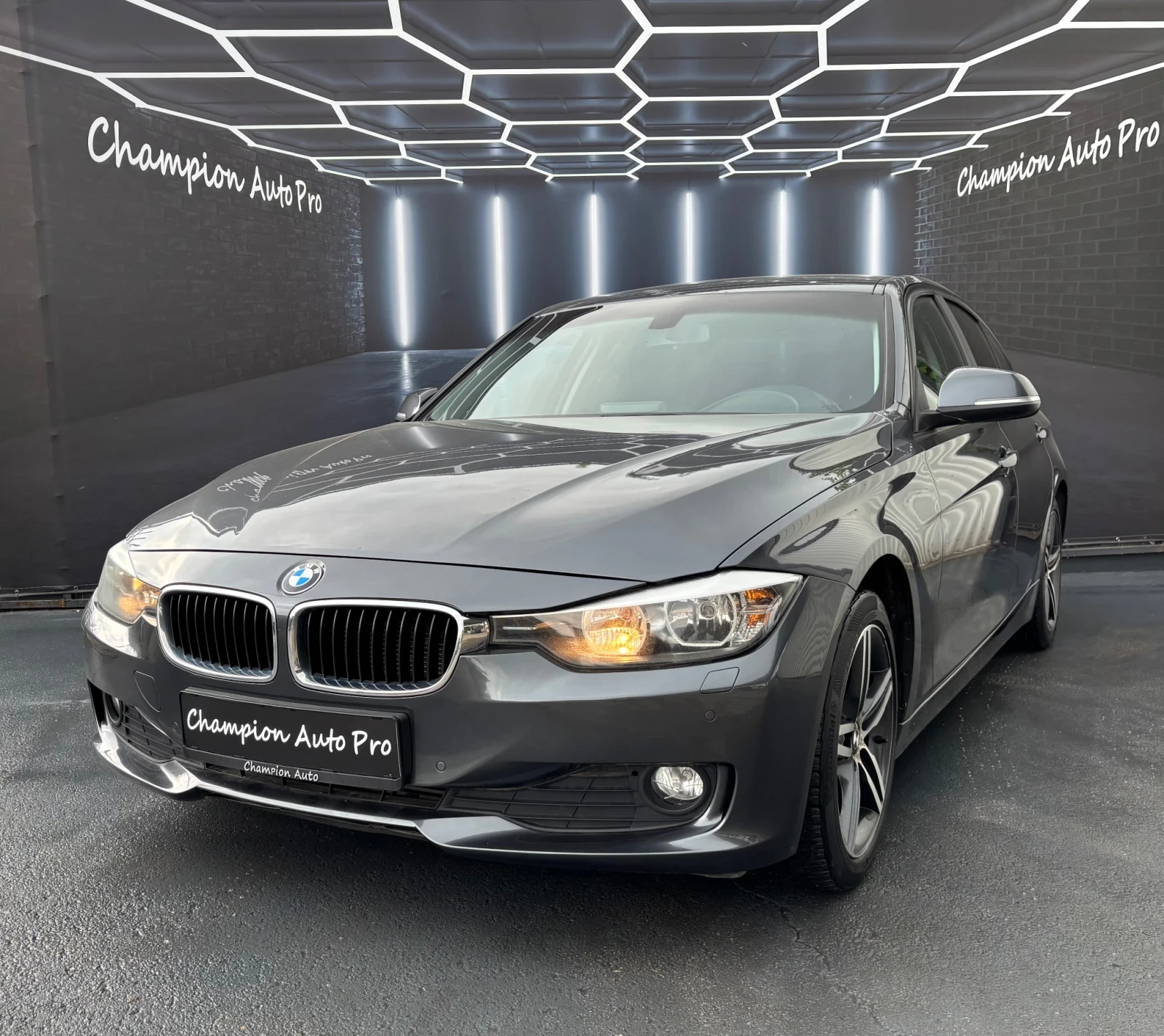 BMW 320 2.0D M-Sport  - изображение 2