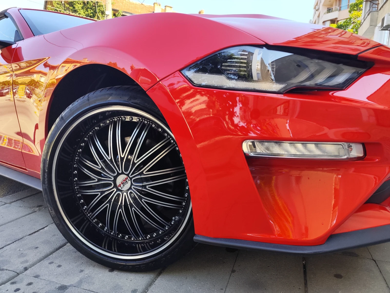 Ford Mustang  - изображение 5
