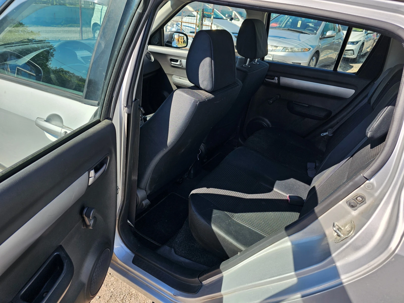 Suzuki Swift 1.3i Верига 92кс | Mobile.bg — изображение 12