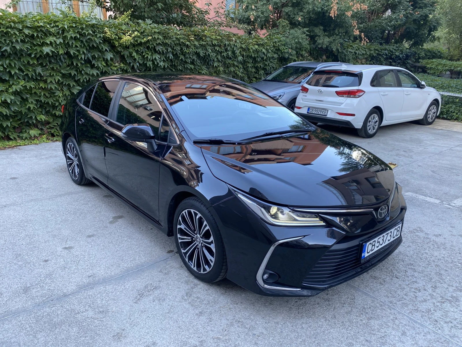 Toyota Corolla  1.5i Executive/ /  | Mobile.bg   1