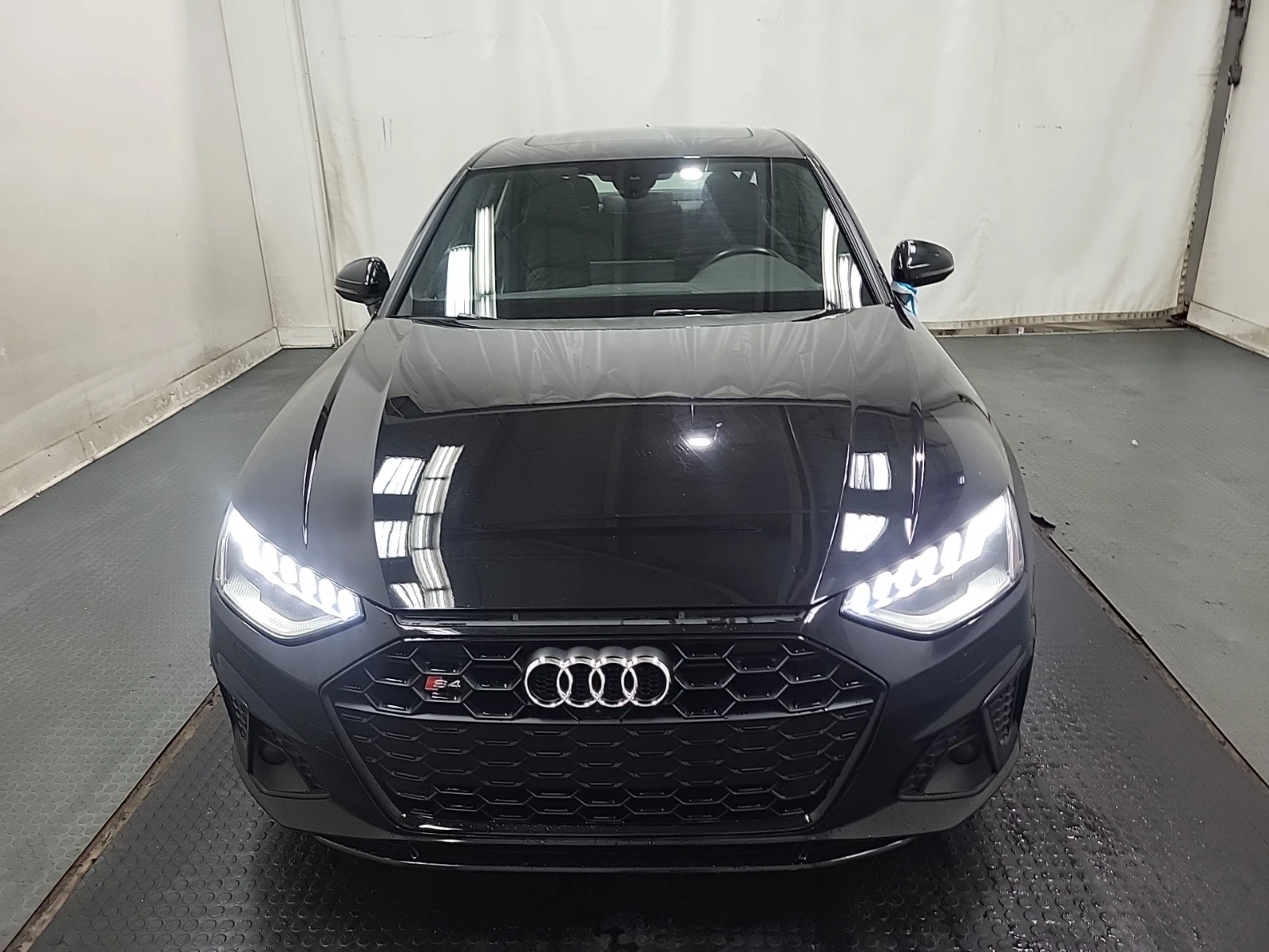 Audi S4 3.0ТFSI * Face* (Carfax)АВТОФИНАНСИРАНЕ - изображение 2