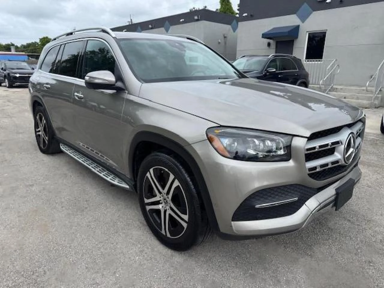 Mercedes-Benz GLS 450  - изображение 4