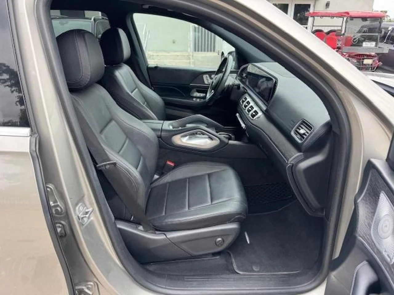 Mercedes-Benz GLS 450  - изображение 7