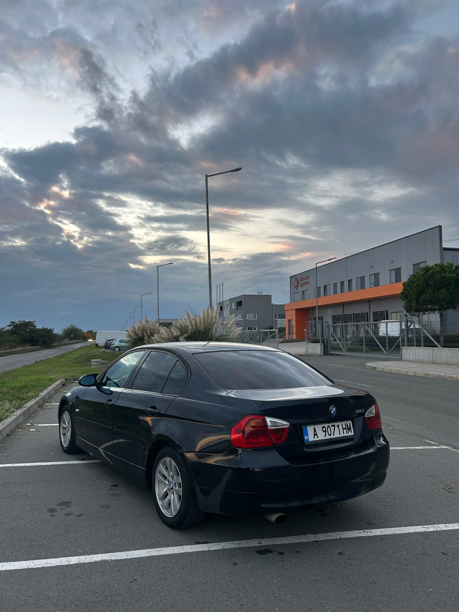 BMW 318  - изображение 7