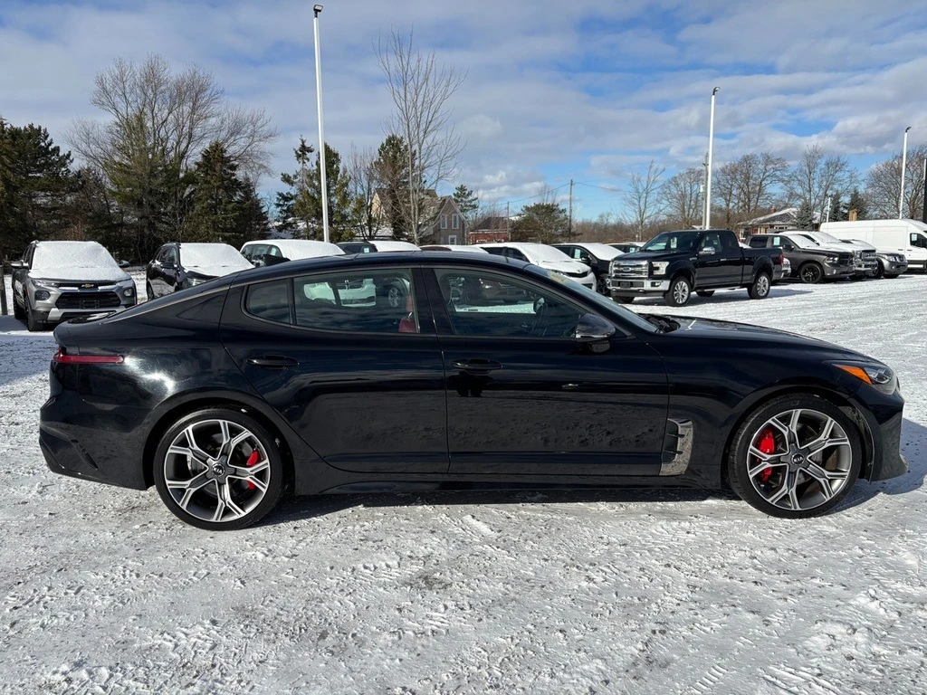Kia Stinger GT LIMITED * * CARFAX * * АВТО КРЕДИТ * *  - изображение 3