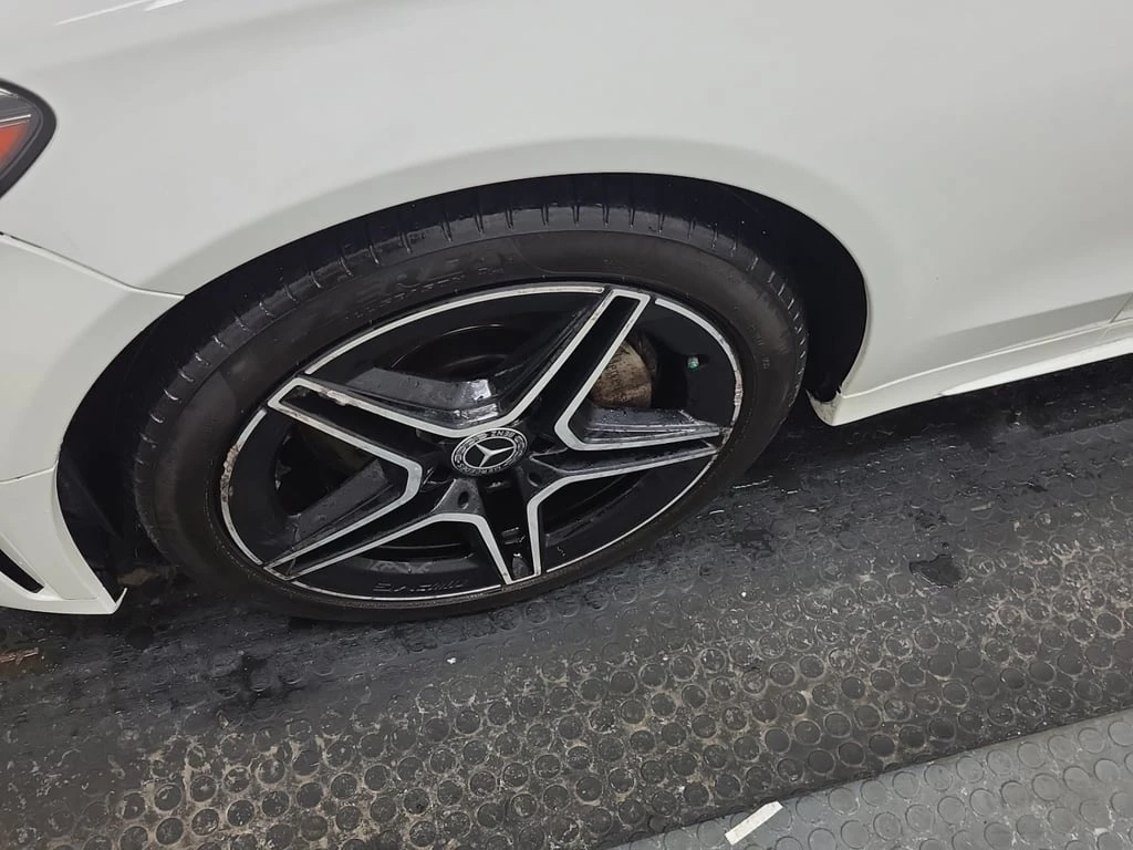 Mercedes-Benz C 300 * CARFAX * ���� �� �� | Mobile.bg � ����������� 4