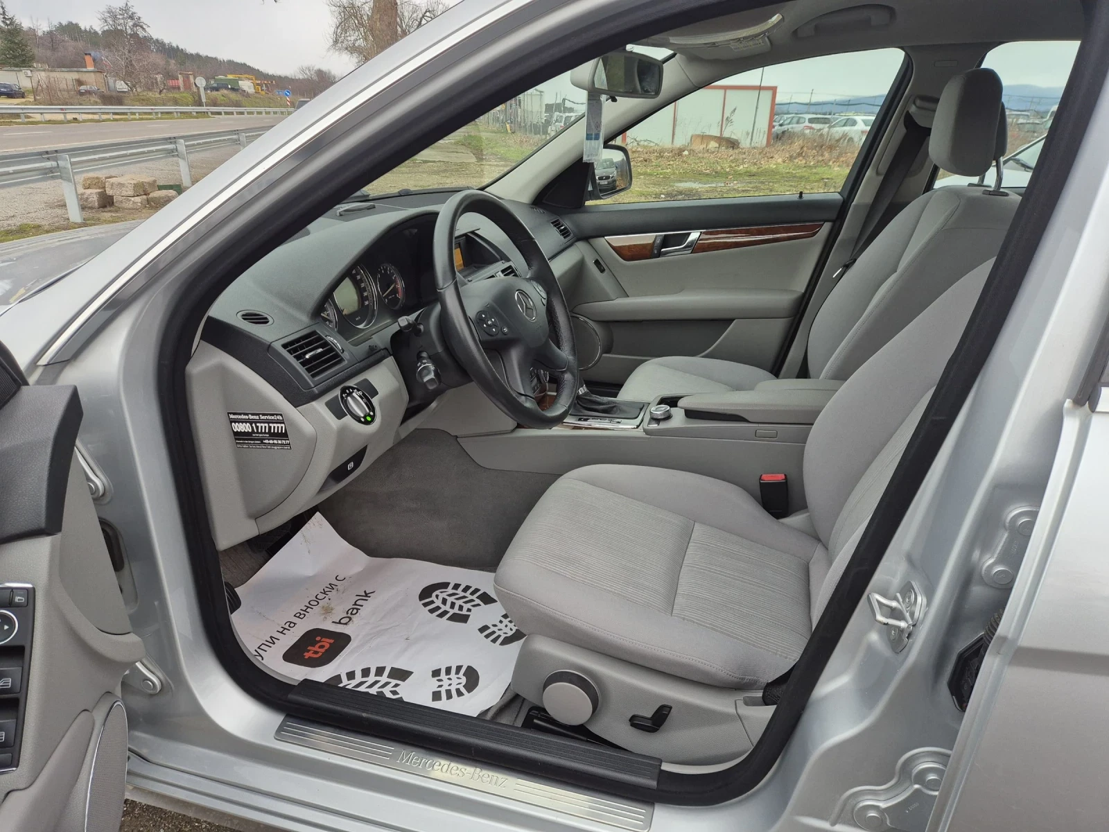 Mercedes-Benz C 200 KOMPR/AVTOMATIC, снимка 9 - Автомобили и джипове - 54259683