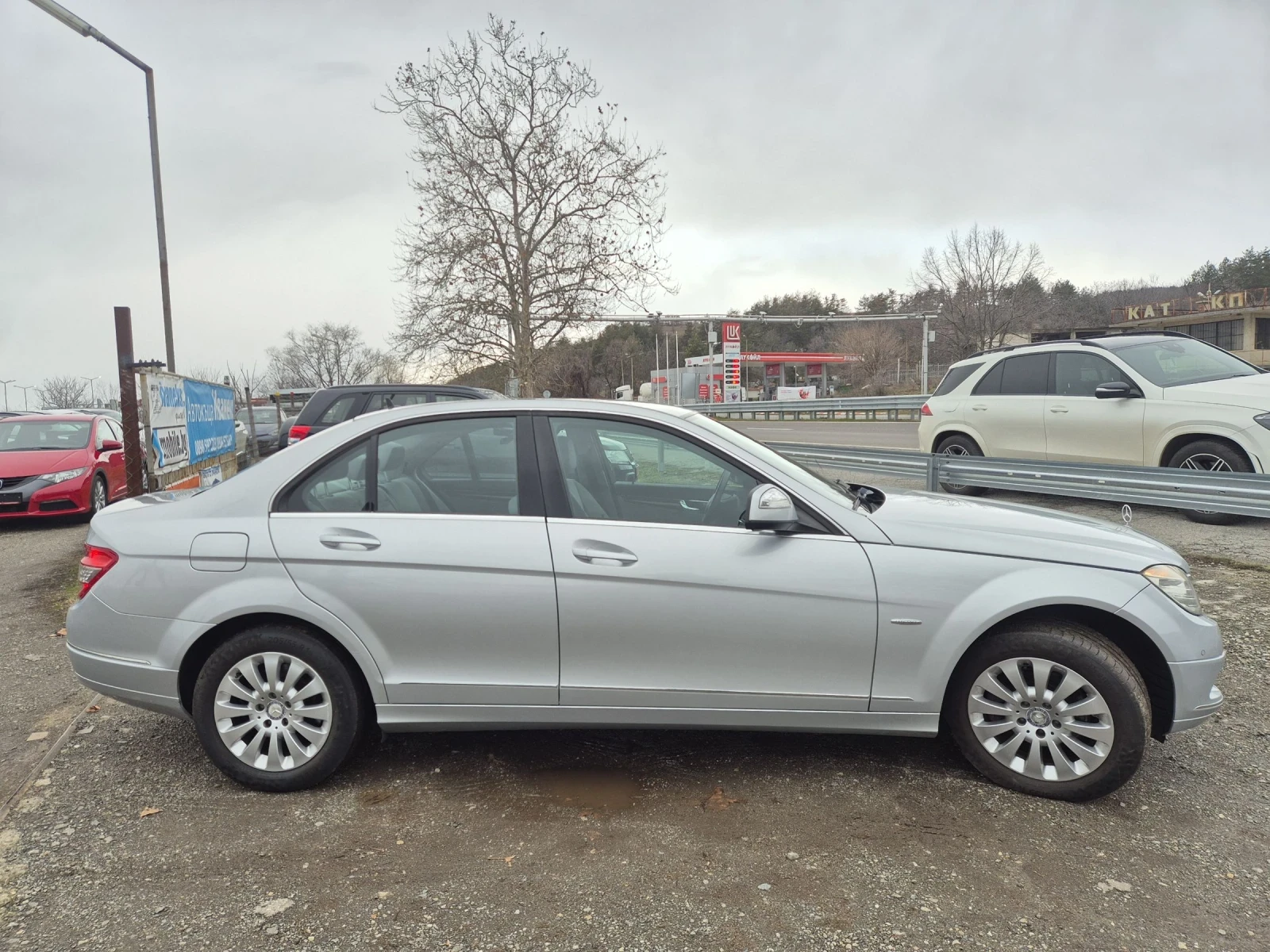 Mercedes-Benz C 200 KOMPR/AVTOMATIC, снимка 3 - Автомобили и джипове - 54259683