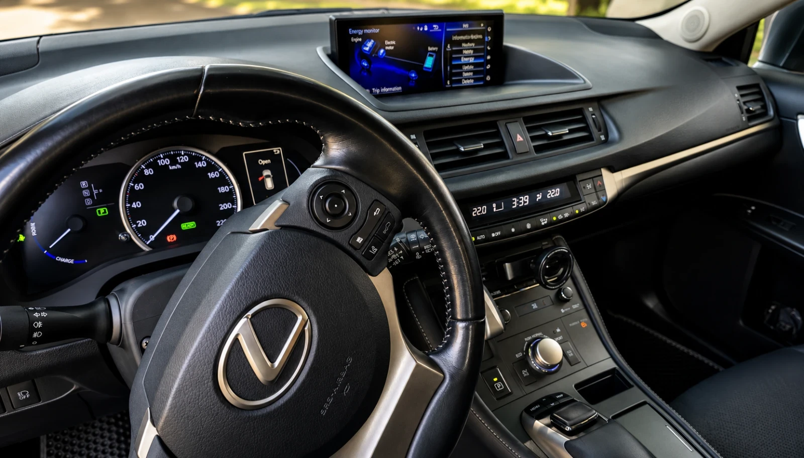 Lexus CT 200h в гаранция, 100 хил. км реални!!!, снимка 12 - Автомобили и джипове - 54984077