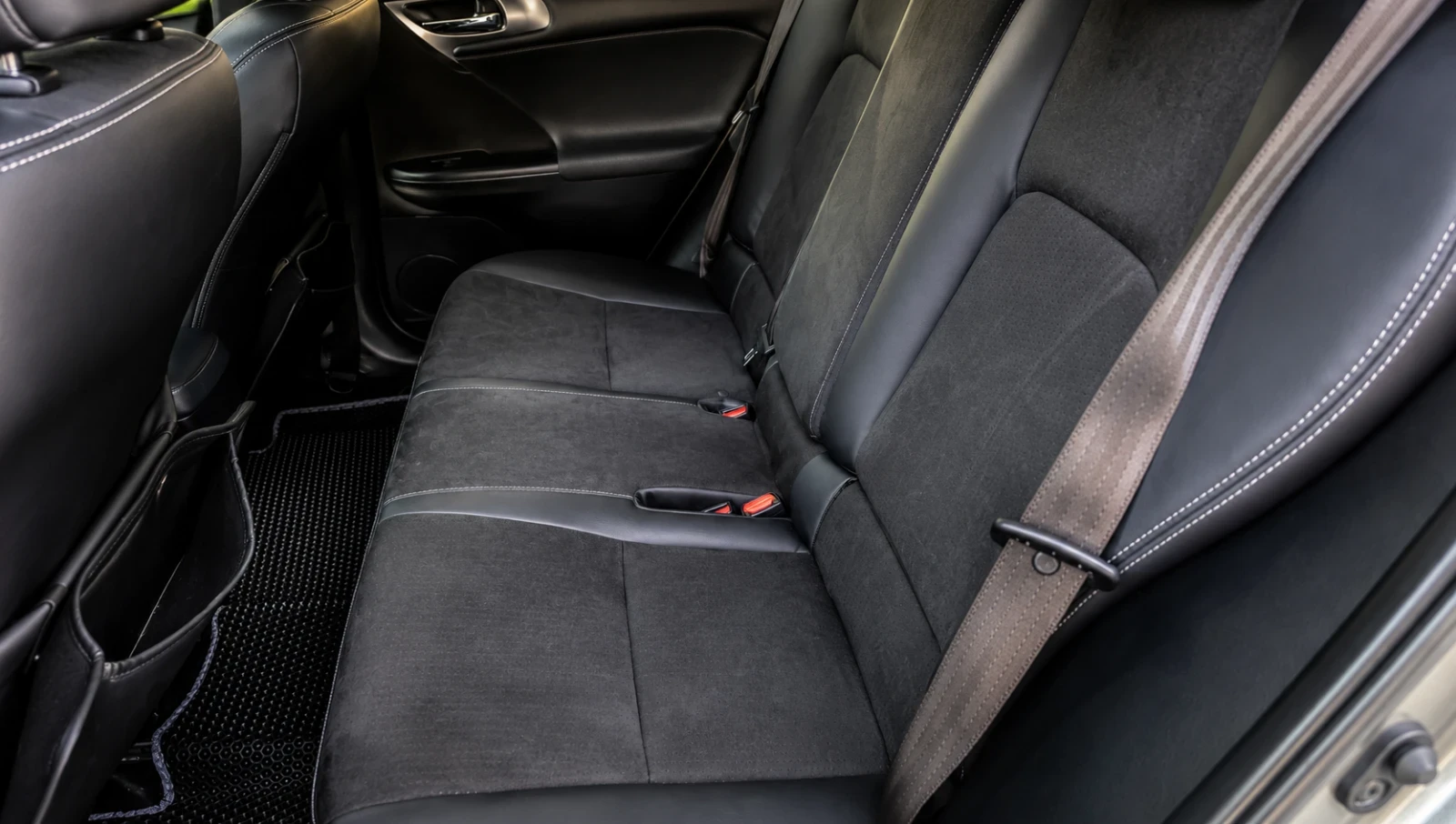 Lexus CT 200h в гаранция, 100 хил. км реални!!!, снимка 13 - Автомобили и джипове - 54984077