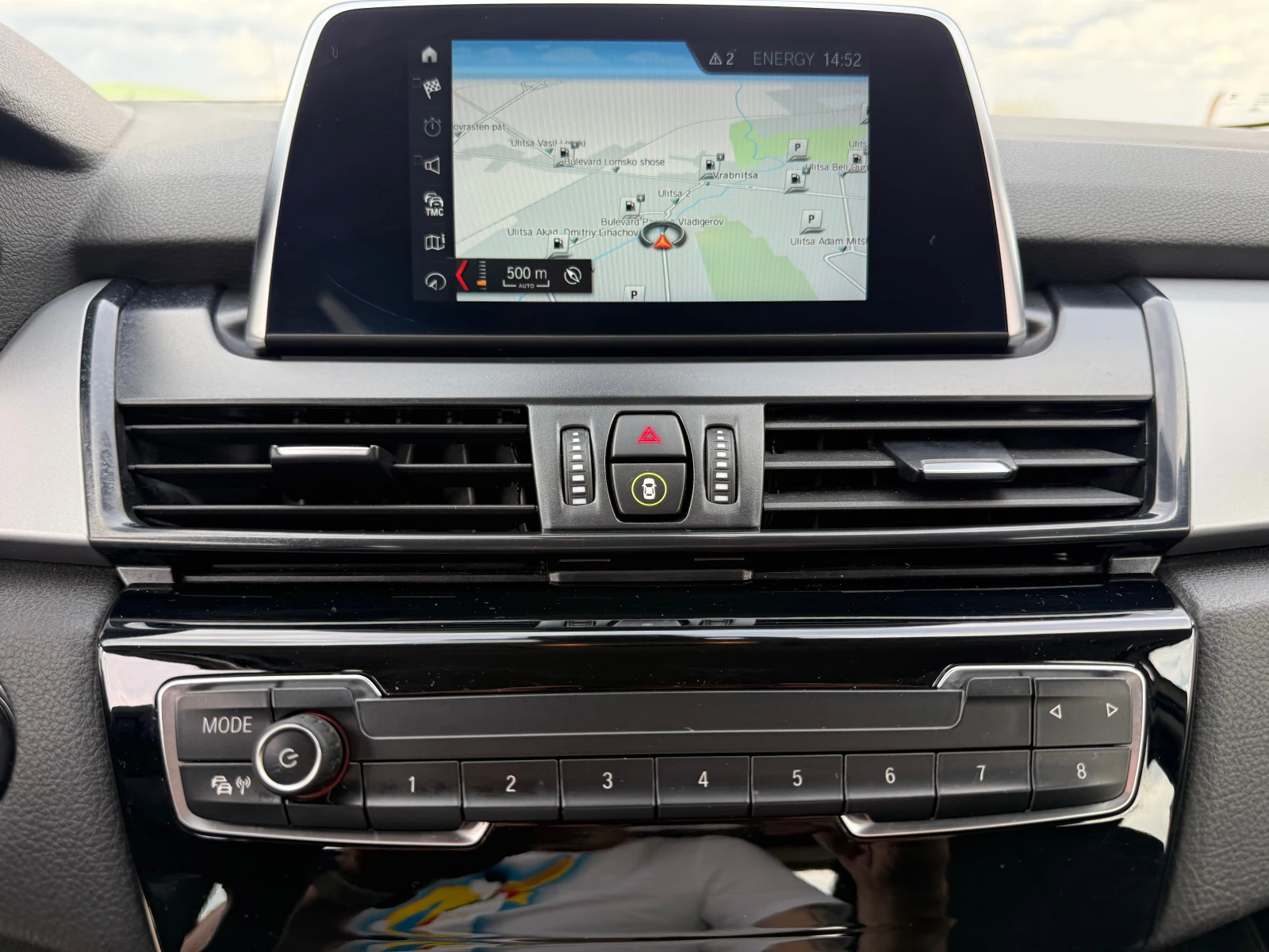BMW 216 d Active Tourer* АВТОМАТ* НАВИГАЦИЯ* ЕВРО 6Б, снимка 15 - Автомобили и джипове - 54386302