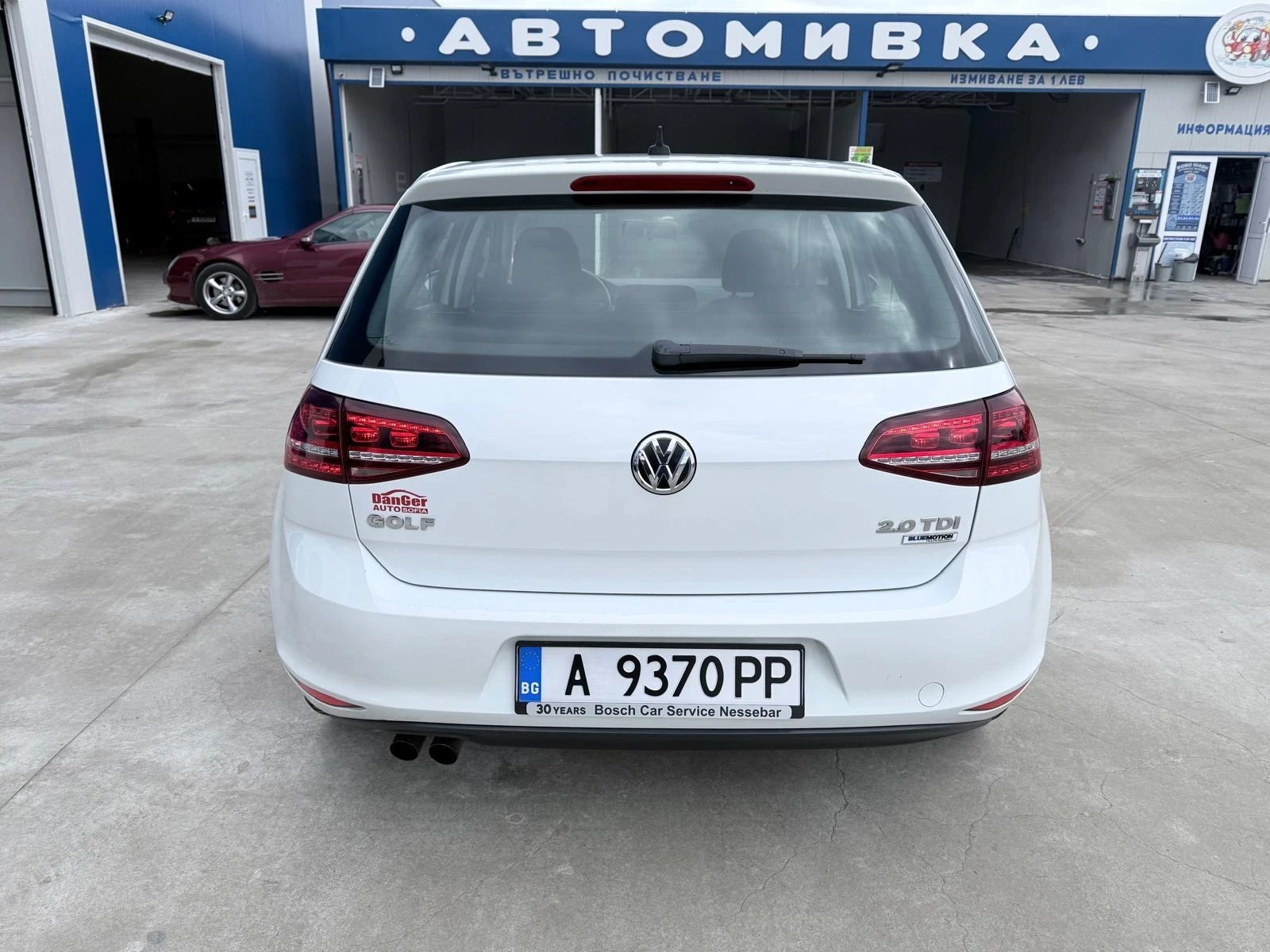 VW Golf 2.0 TDI, снимка 7 - Автомобили и джипове - 54712806