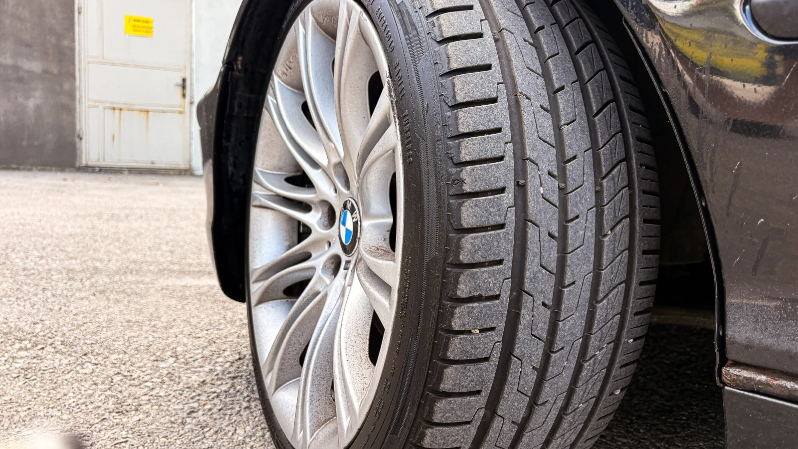 BMW 320, снимка 9 - Автомобили и джипове - 54732409