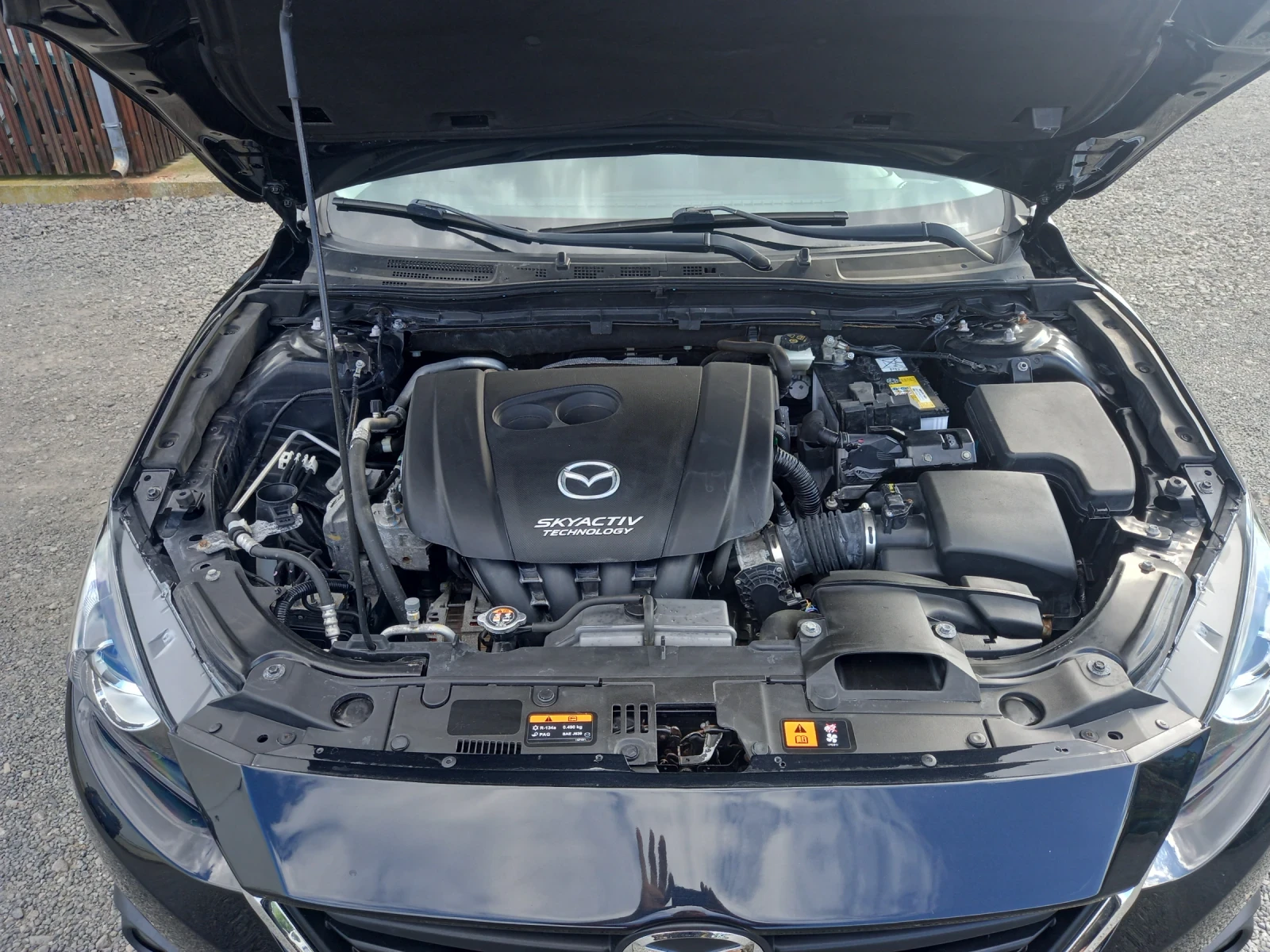Mazda 3 2.0 skayactiv, снимка 15 - Автомобили и джипове - 54921666