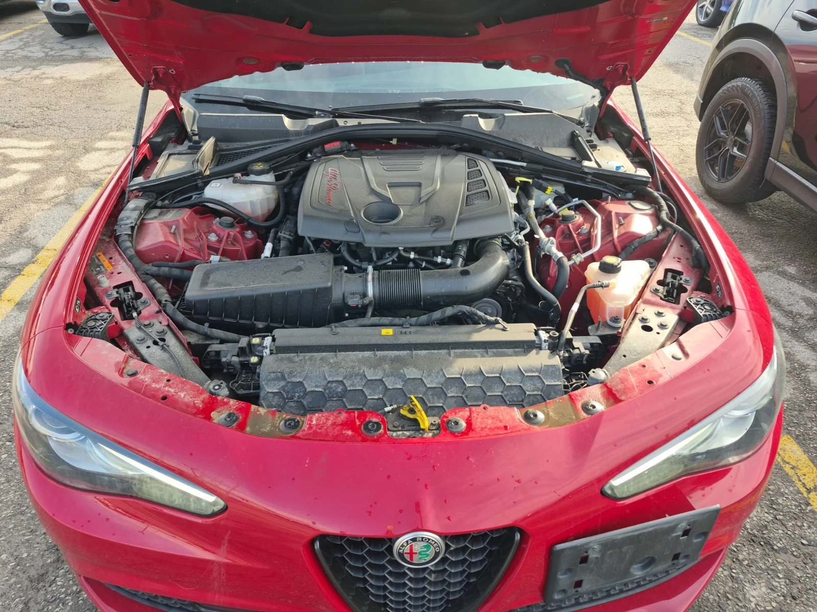 Alfa Romeo Giulia VELOCE/AWD/H&K/Distronic/RED Interior, снимка 14 - Автомобили и джипове - 54978275
