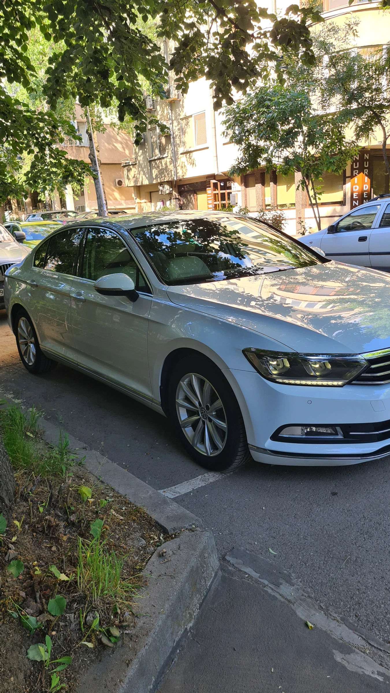 VW Passat Highline, снимка 2 - Автомобили и джипове - 55049968