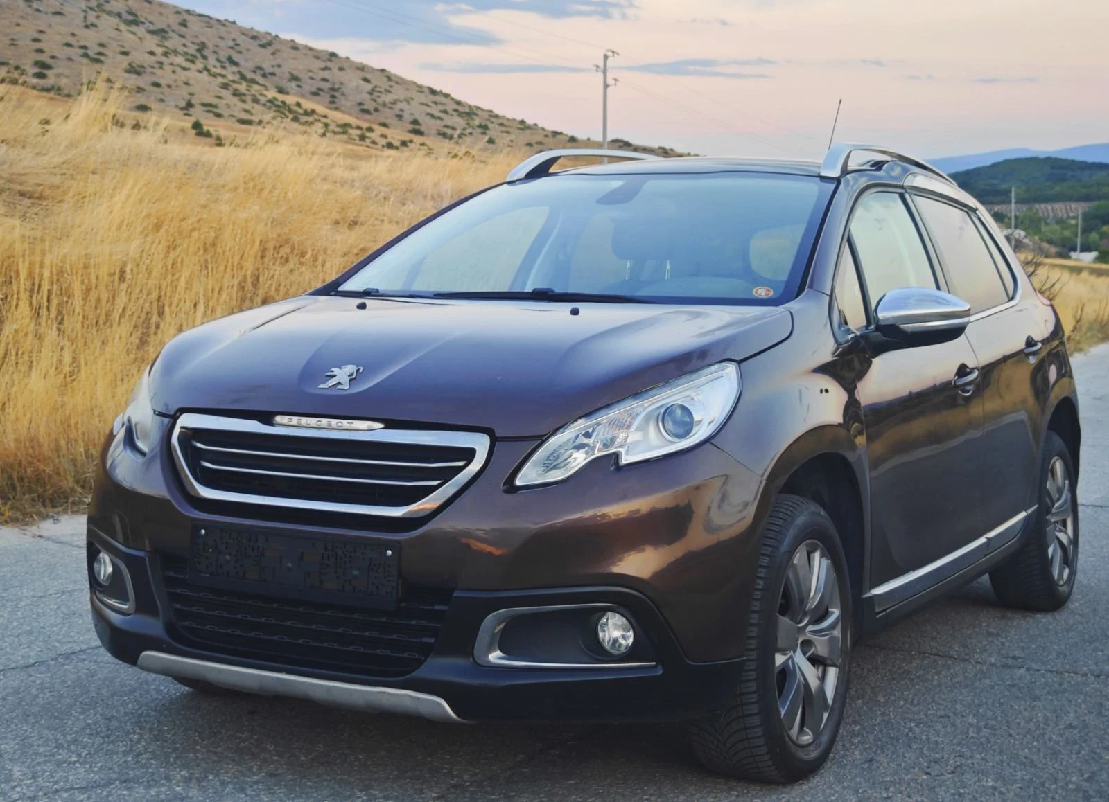 Peugeot 2008 1.6 hdi  Автомат , снимка 3 - Автомобили и джипове - 55944618