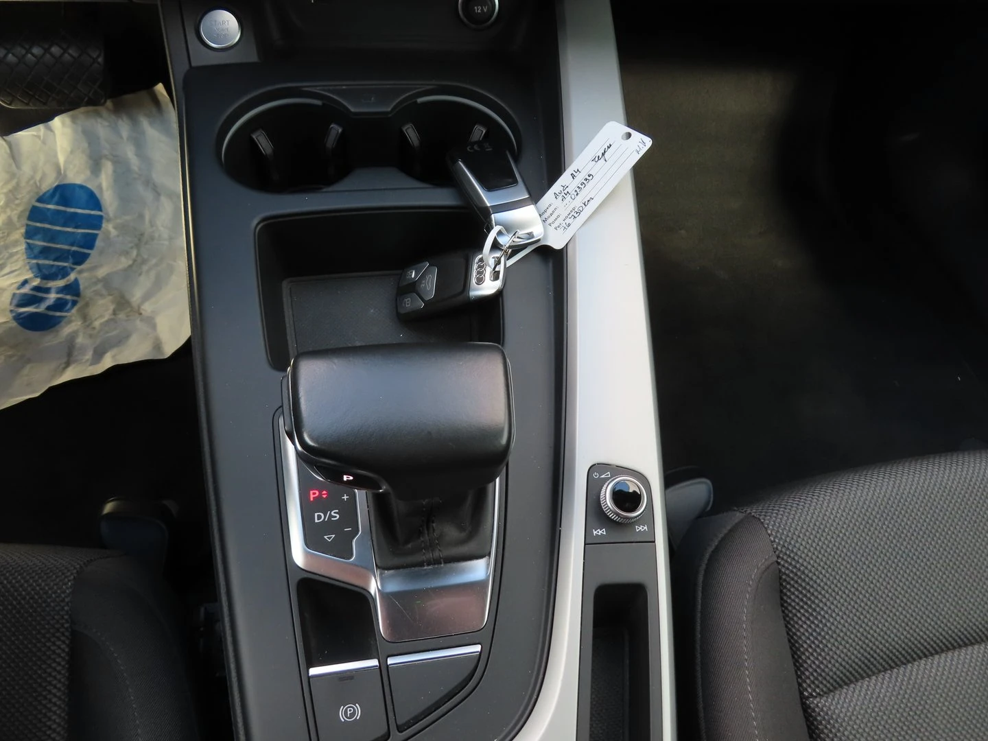 Audi A4, снимка 7 - Автомобили и джипове - 56422777