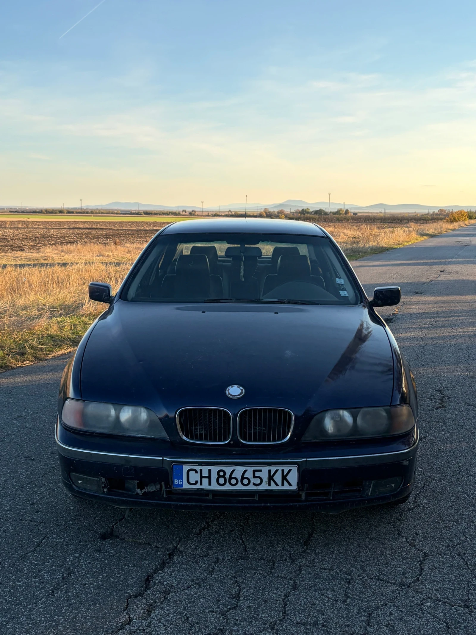 BMW 525, снимка 2 - Автомобили и джипове - 56643993