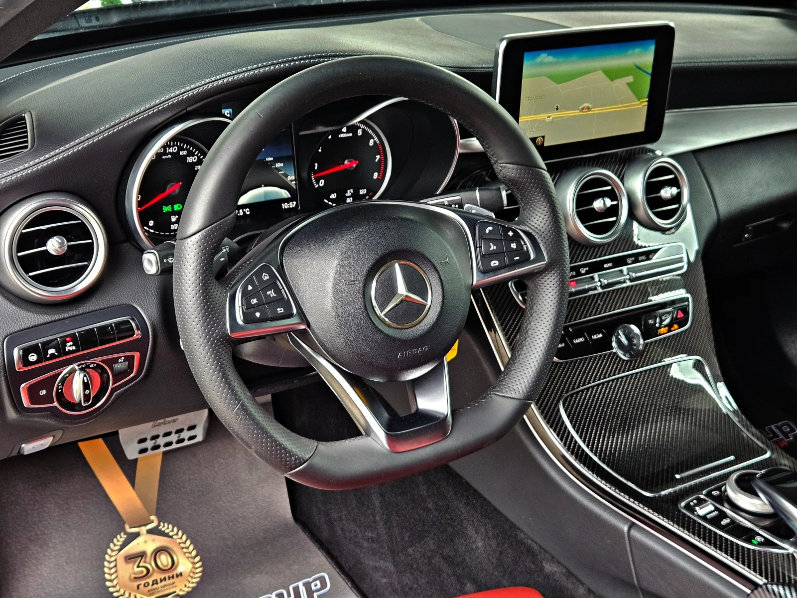 Mercedes-Benz C 400 AMG/LORINSER/4M/DISTR/PANO/CAMERA/BURMEST/�����/LI | Mobile.bg � ����������� 10