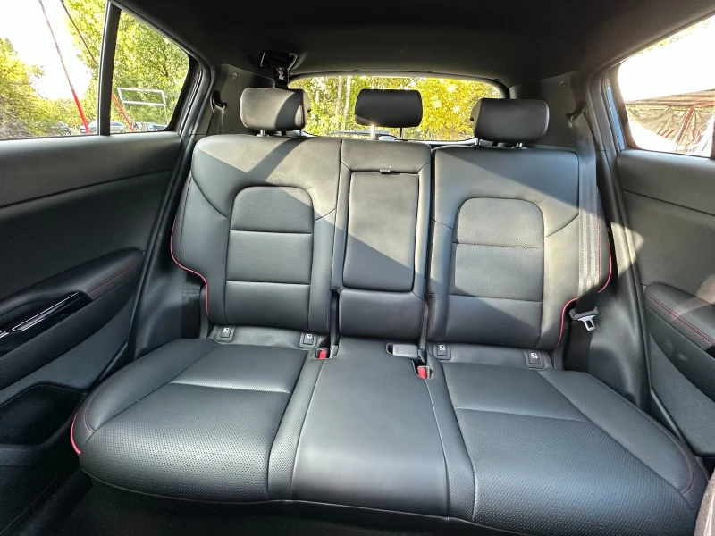 Kia Sportage 1.6 GDI (FULL GT LINE), снимка 4 - Автомобили и джипове - 52268960