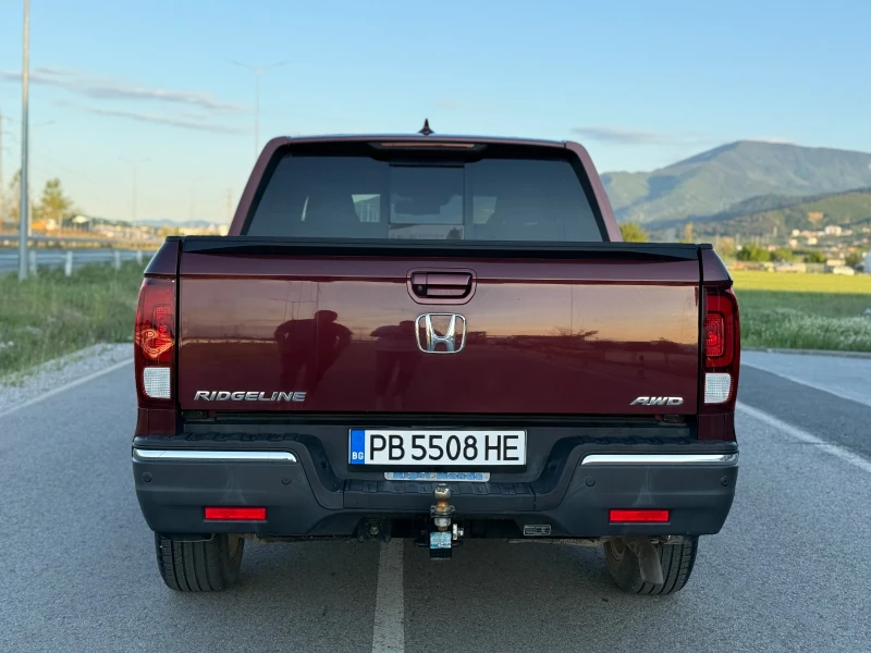 Honda Ridgeline, снимка 4 - Автомобили и джипове - 52244483